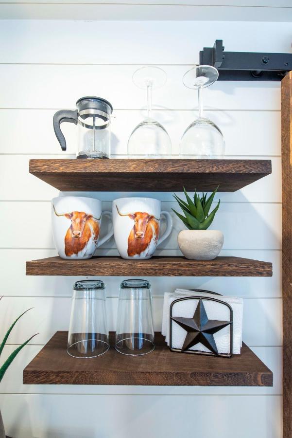 New The Lone Star Shipping Container Fredericksburg Exterior foto